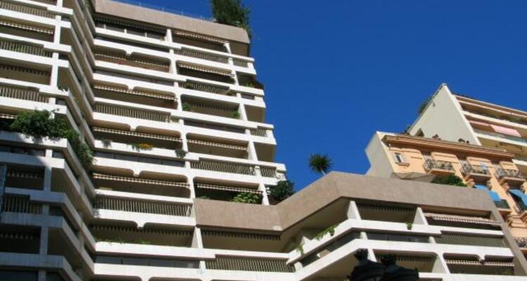 Prestigious office space for rent – Carré d'Or – Le George V
