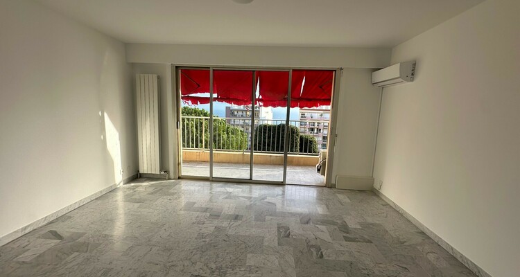 CAP D'AIL FOR RENT: STUDIO - TERRACE WITH SEA VIEW