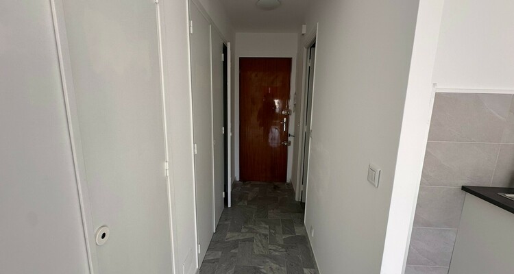 CAP D'AIL FOR RENT: STUDIO - TERRACE WITH SEA VIEW
