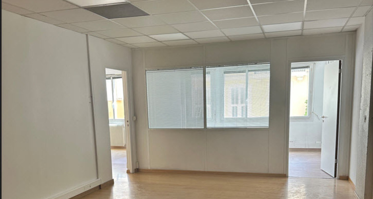 Large office for rent