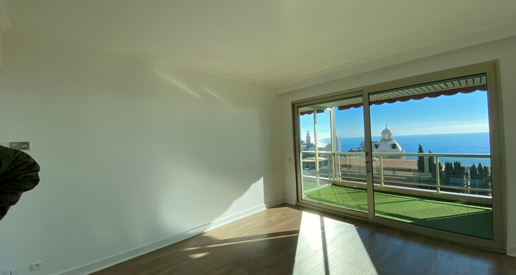 LES FLORALIES : A VENDRE STUDIO - TERRASSE - VUE MER