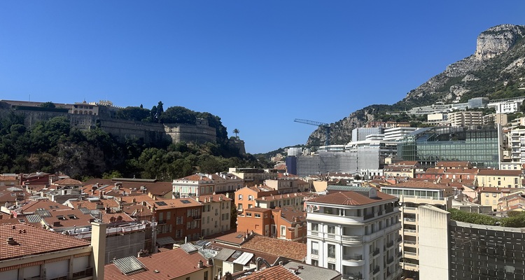 LOCATION SHANGRI-LA