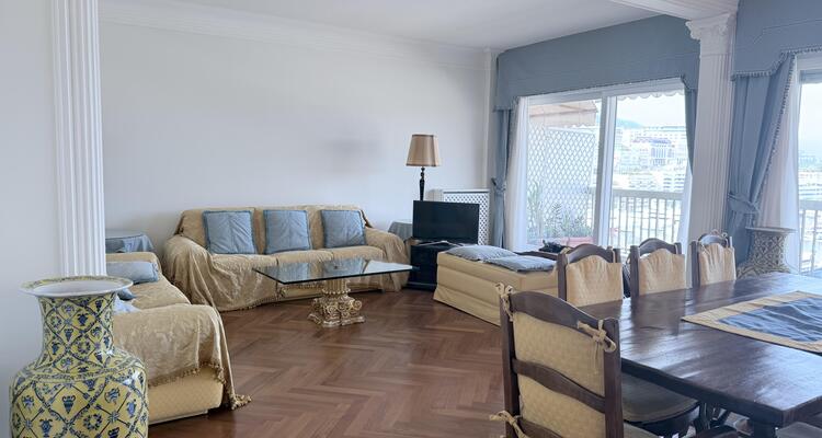 Appartamento di prestigio fronte porto a Monaco