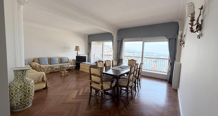 Appartamento di prestigio fronte porto a Monaco