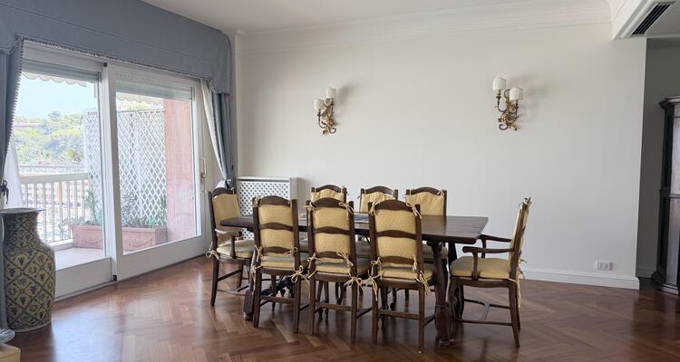 Appartamento di prestigio fronte porto a Monaco