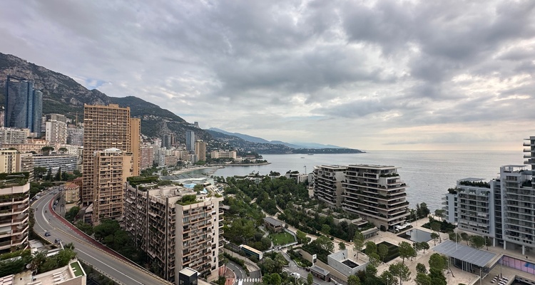 MIRABEAU: 2 CAMERE - TERRAZZA - VISTA MARE