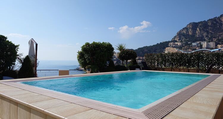 7P - PIANO SUPERIORE - TERRAZZA CON PISCINA - SPLENDIDA VISTA SUL MARE