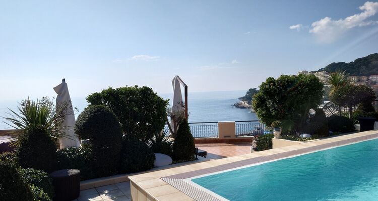 7P - PIANO SUPERIORE - TERRAZZA CON PISCINA - SPLENDIDA VISTA SUL MARE