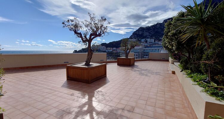 7P - PIANO SUPERIORE - TERRAZZA CON PISCINA - SPLENDIDA VISTA SUL MARE