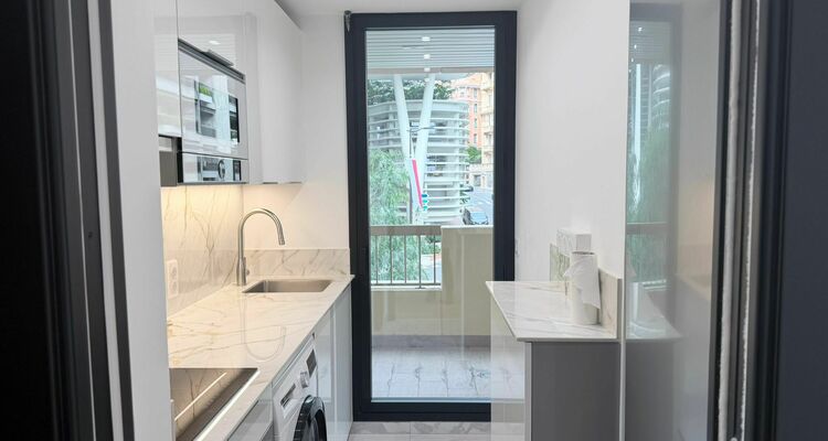 Superbo Trilocale con viste panoramiche sul porto di Monaco, sul mare e sul palazzo