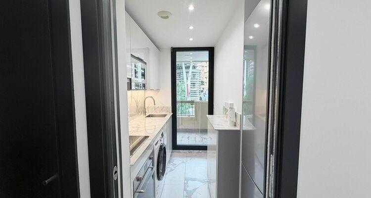 Superbo Trilocale con viste panoramiche sul porto di Monaco, sul mare e sul palazzo