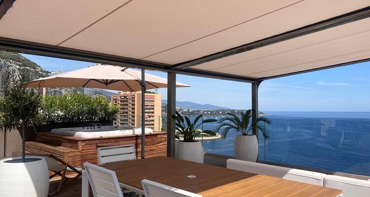 Rooftop d’Exception avec Jacuzzi – 3 Pièces Unique Boulevard des Moulins