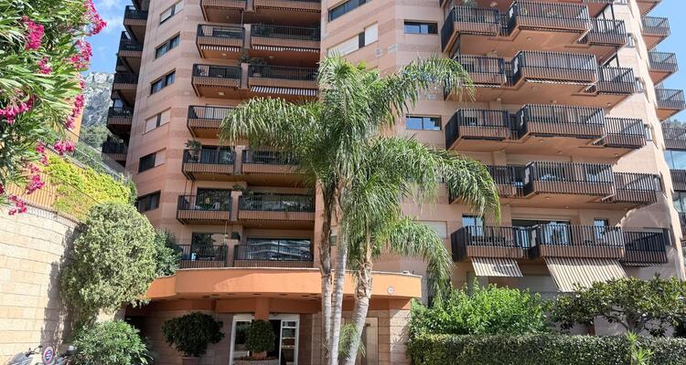 PARC SAINT ROMAN – ELEGANTE MONOLOCALE