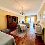 CONTINENTALE: 2 STANZE - TERRAZZE - VISTA SUL MARE